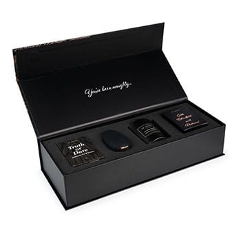 Zestaw idealny na prezent The Naughty Collection mini wibrator,   czarny z elementem różowego złota